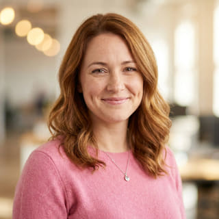 Emily Watson, True Vestoworthen Customer Support Head